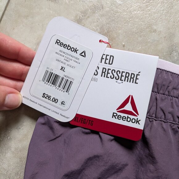 NEW Reebok Track Pants (size XL) - Picture 4 of 10